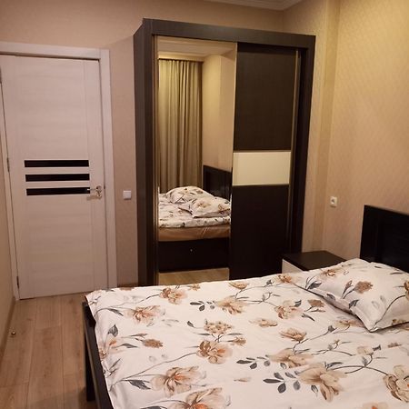 Grigol'S Apartament Тбилиси Экстерьер фото