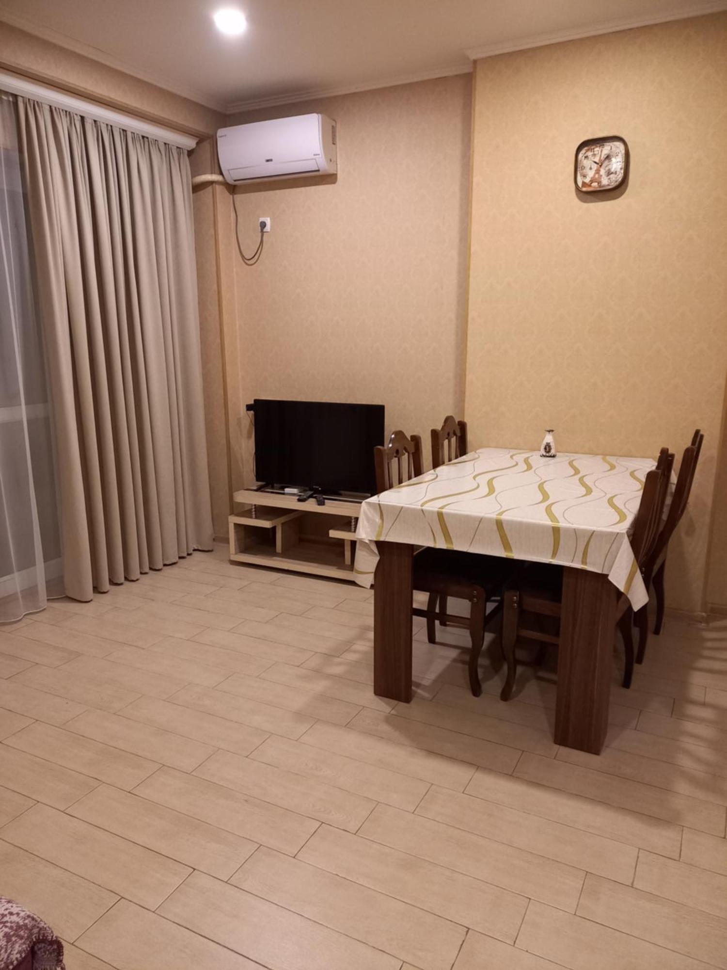 Grigol'S Apartament Тбилиси Экстерьер фото
